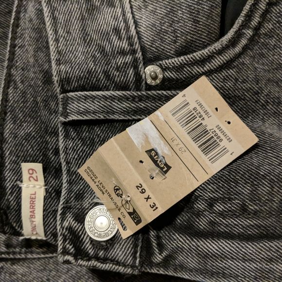 Levi's Barrel Cinch Jeans - Picture 4 of 4